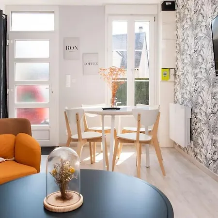 Apartment Beau Duplex, Proche Zenith Et Palais Des Sports